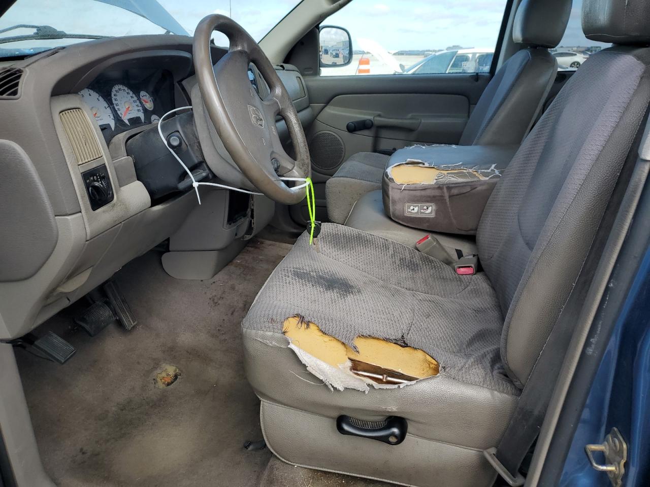 2003 Dodge RAM - Image 7