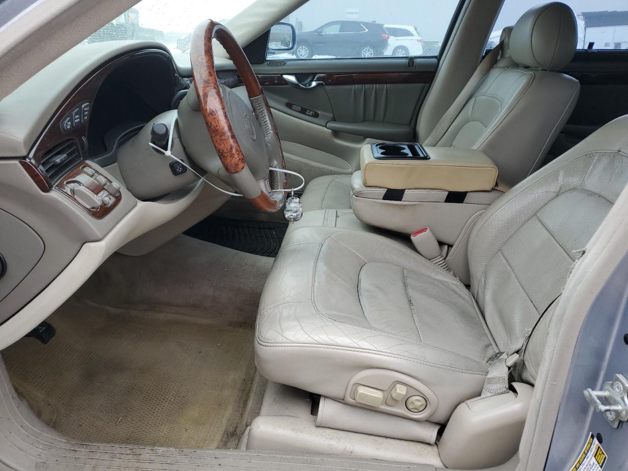 2004 Cadillac De Ville - Image 7