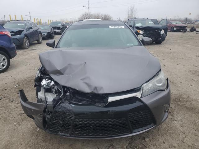  TOYOTA CAMRY 2016 Szary