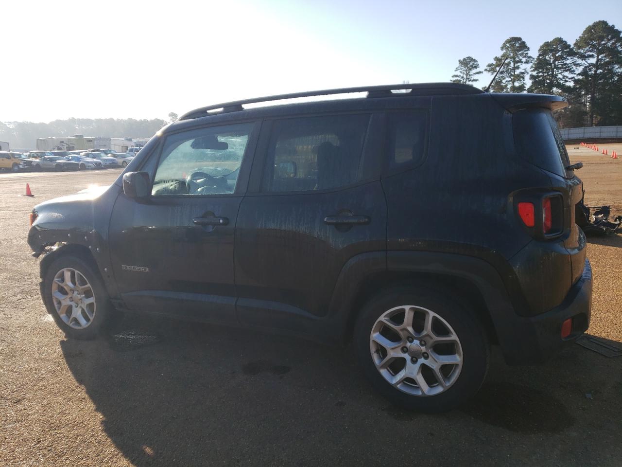 2017 Jeep Renegade - Image 2