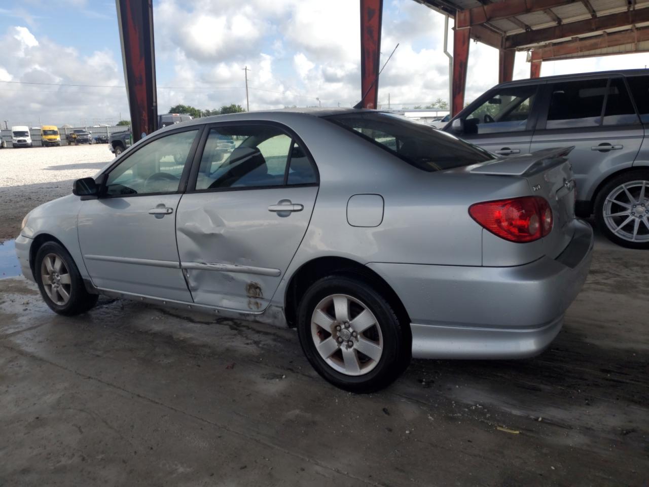 2006 Toyota Corolla - Image 2
