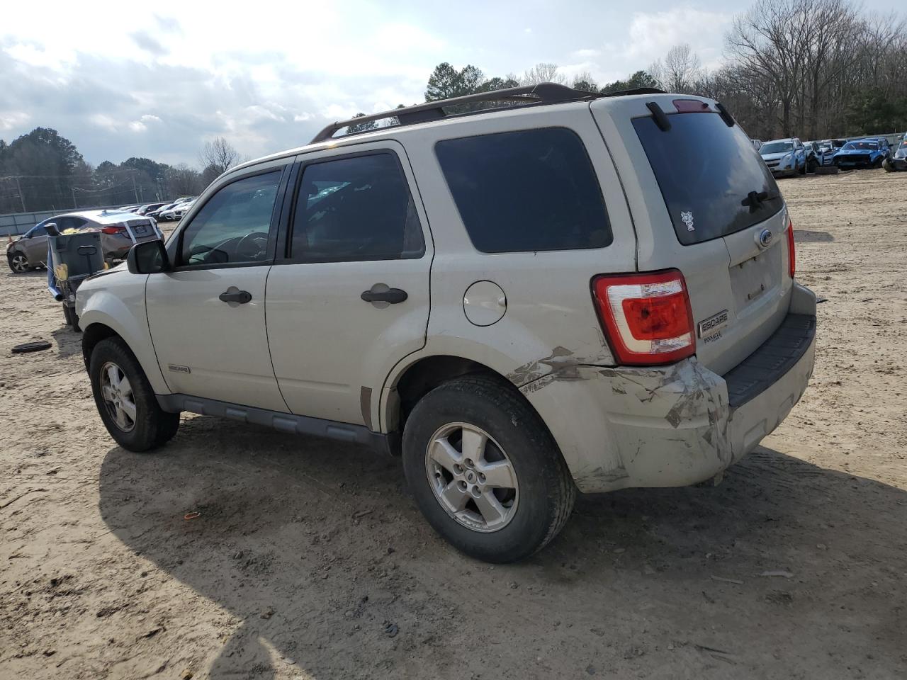2008 Ford Escape - Image 2