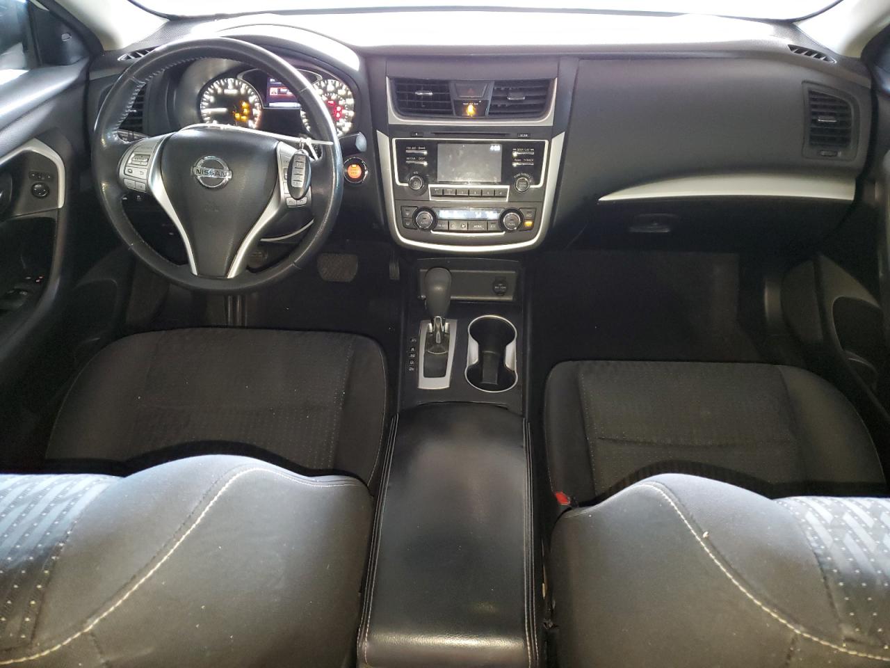 2016 Nissan Altima - Image 8