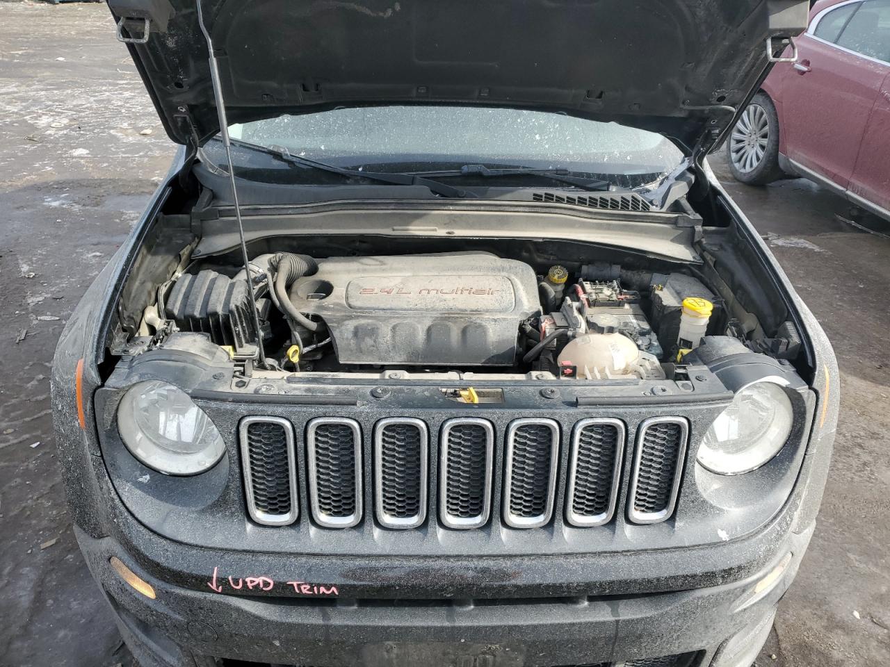 2015 Jeep Renegade - Image 11