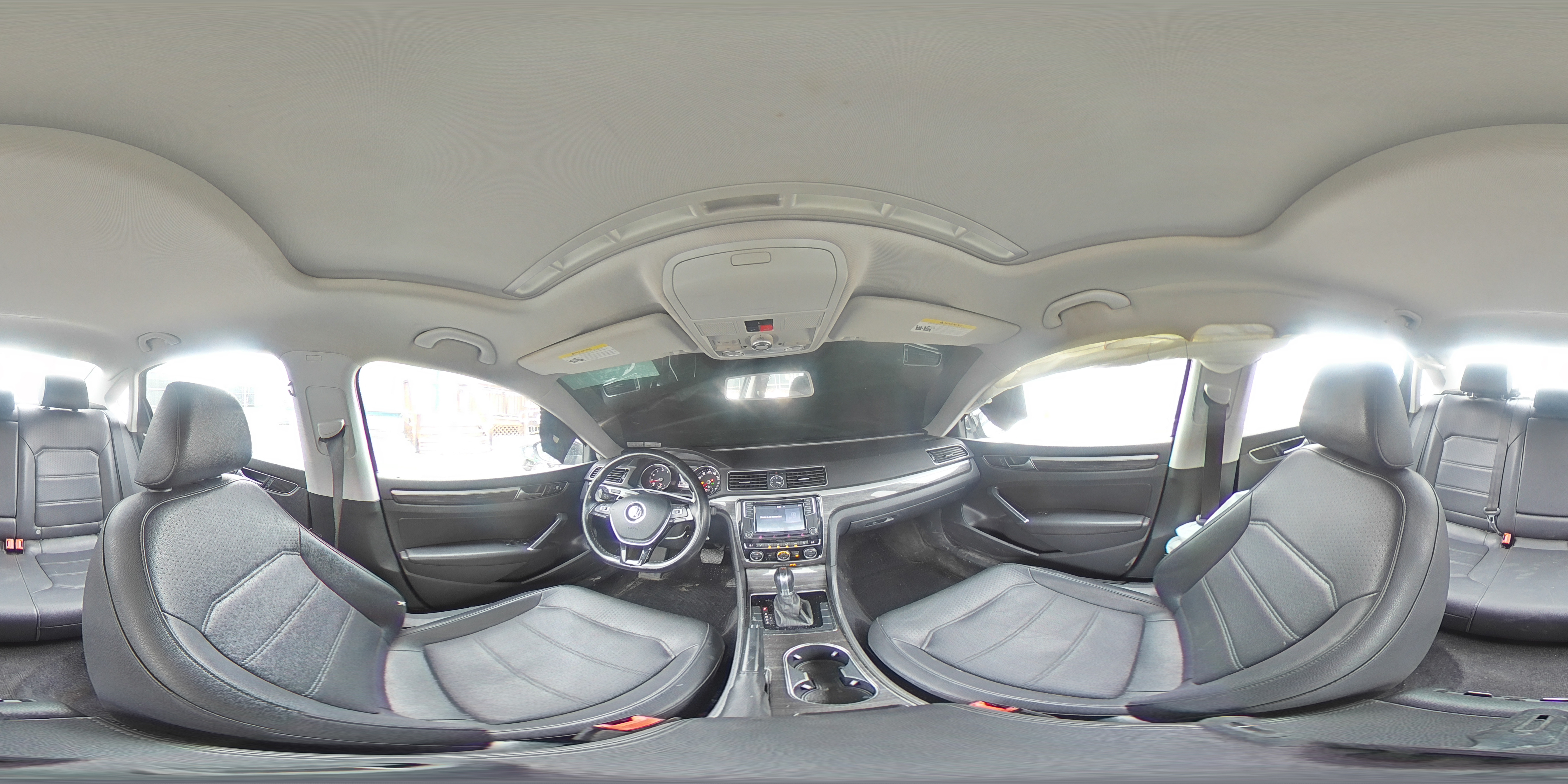 2016 Volkswagen Passat - Image 13