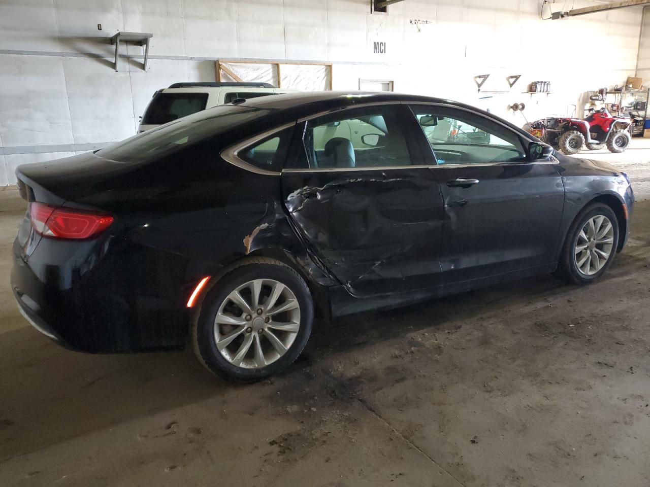 2015 Chrysler 200 - Image 3