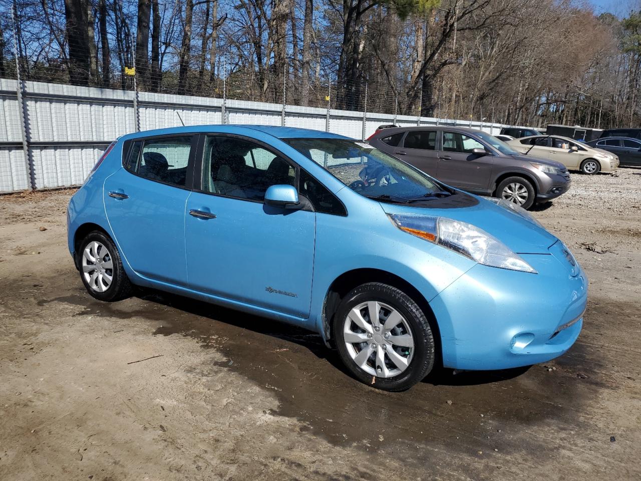 2015 Nissan Leaf - Image 4