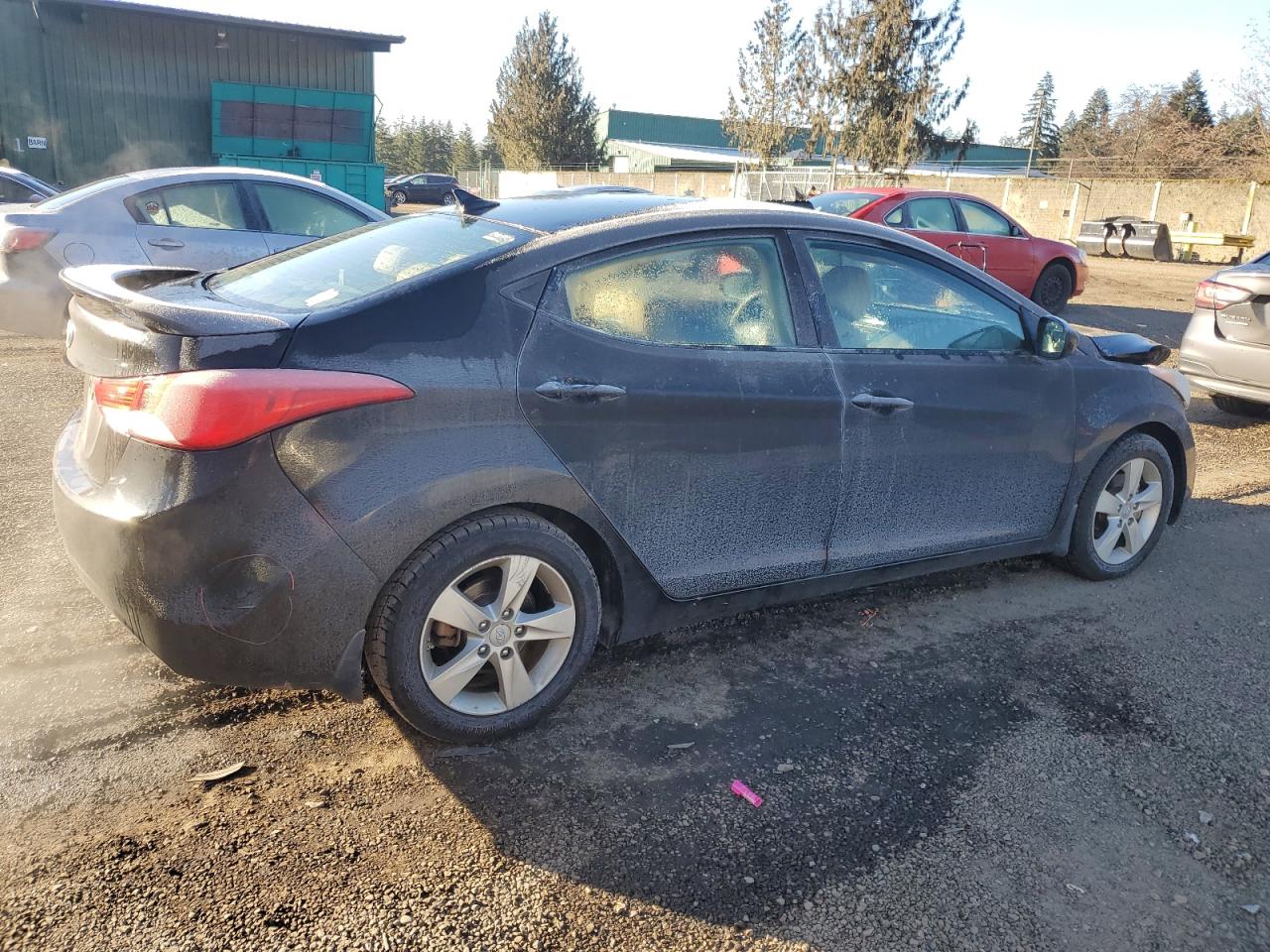 2013 Hyundai Elantra - Image 3