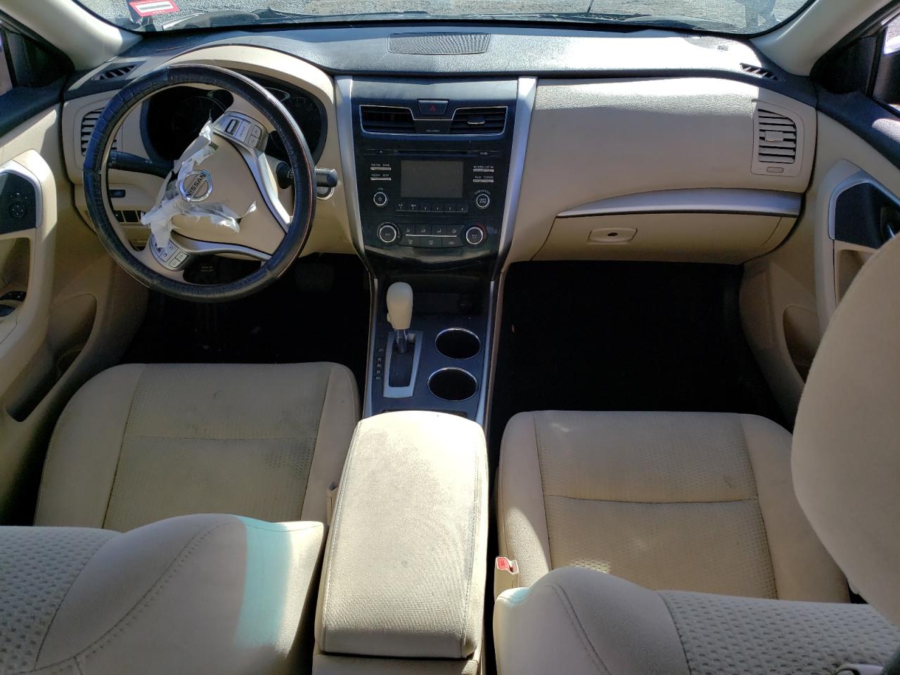 2015 Nissan Altima - Image 8