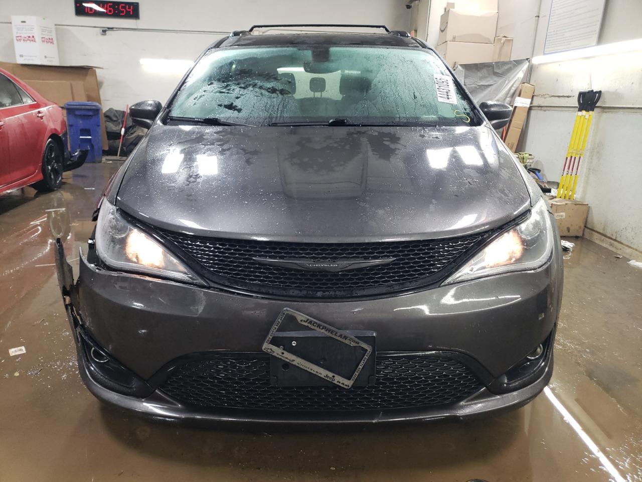 2019 Chrysler Pacifica - Image 5