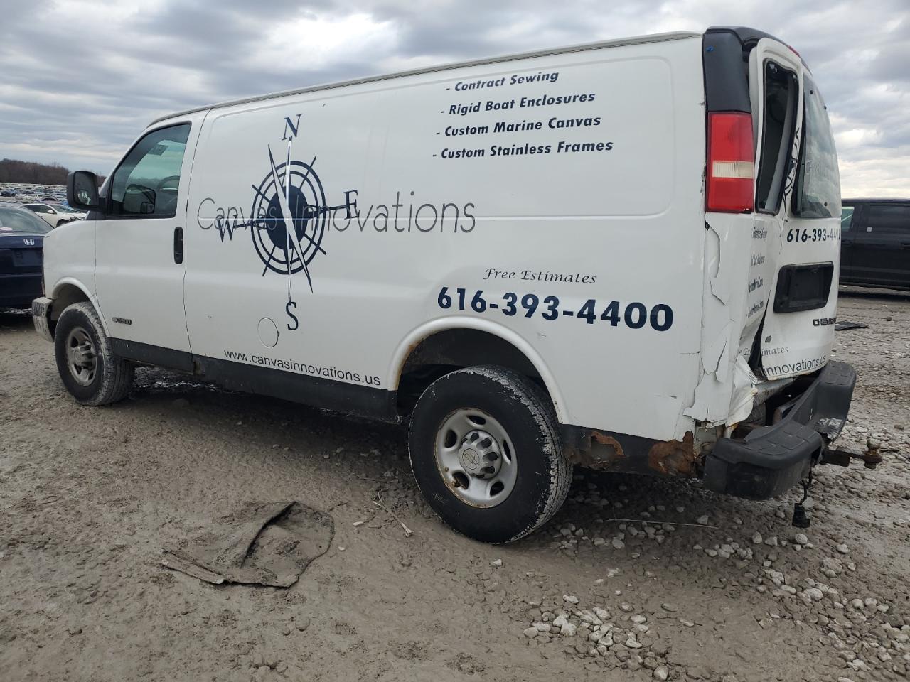 2006 Chevrolet Express - Image 2