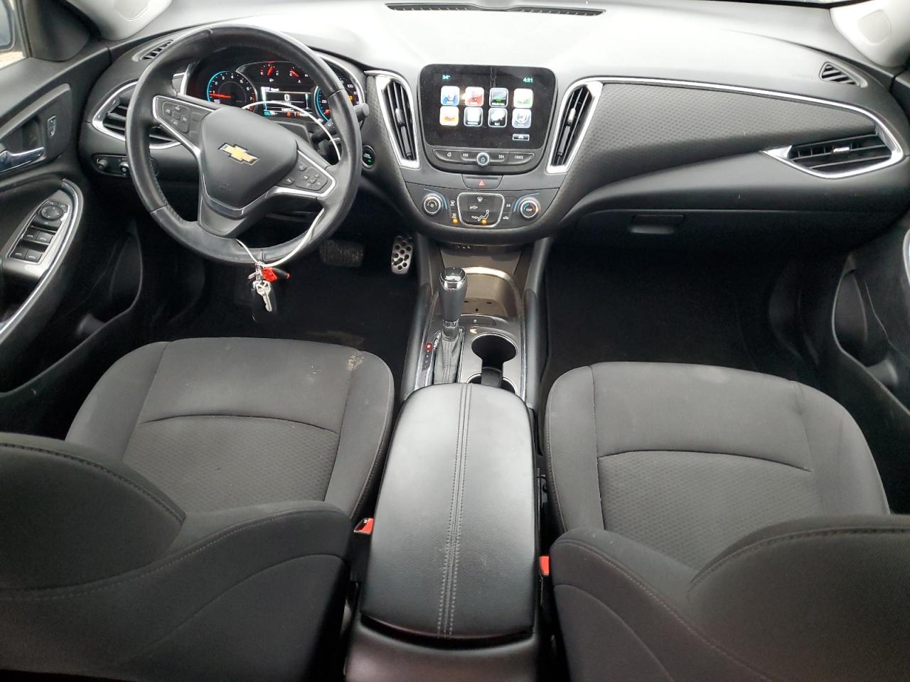 2016 Chevrolet Malibu - Image 8
