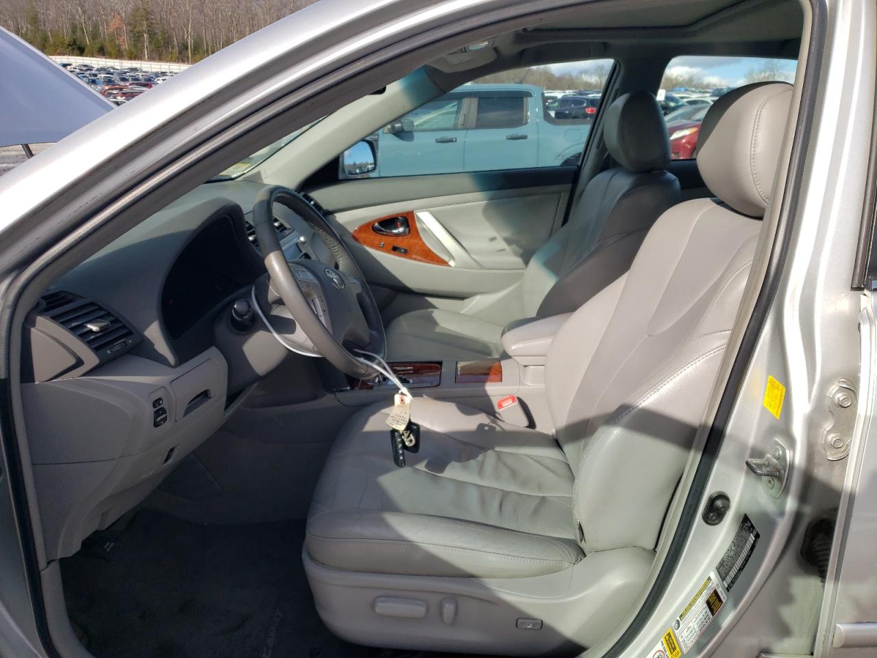 2011 Toyota Camry - Image 7