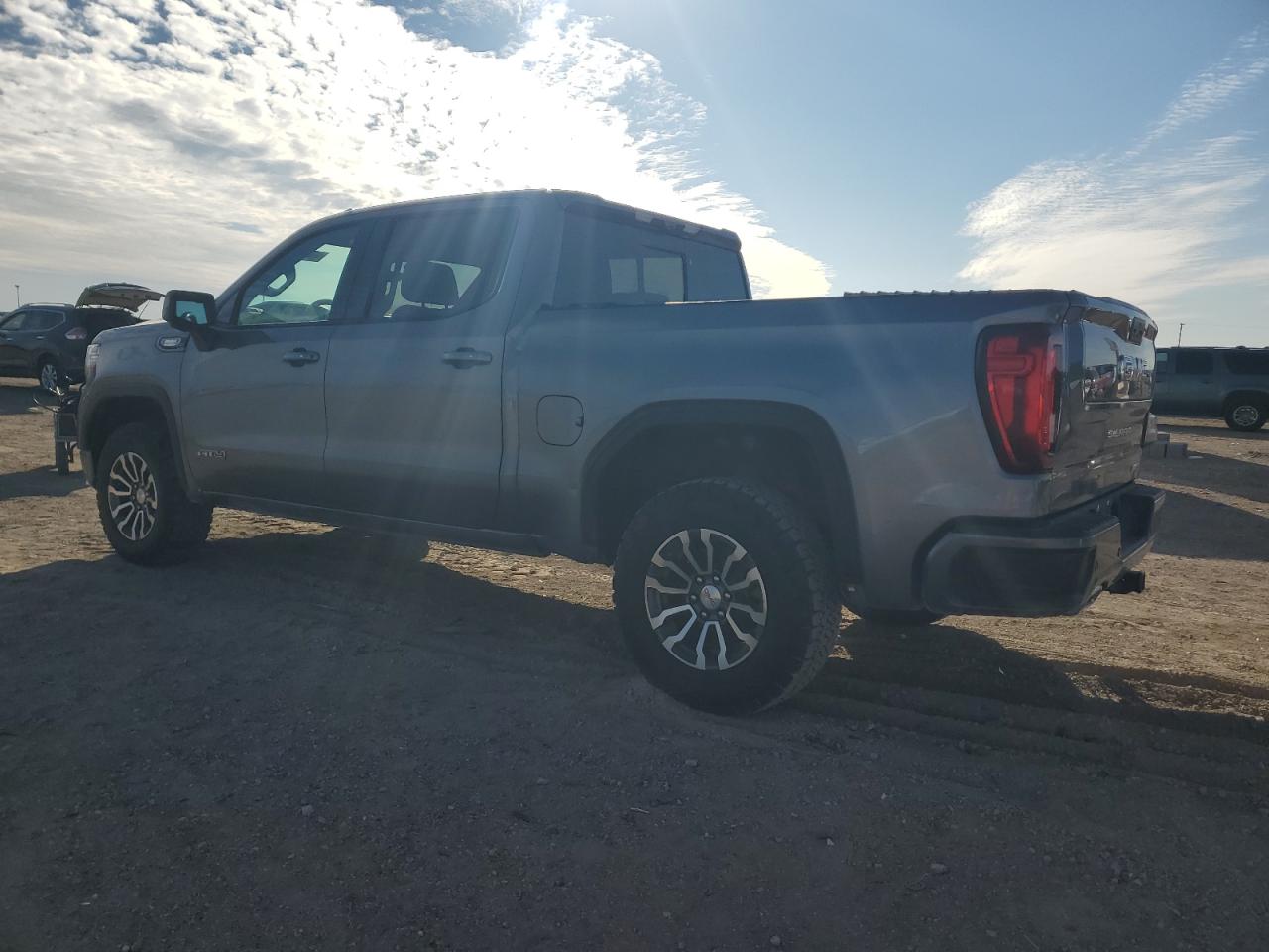 2020 GMC Sierra - Image 2