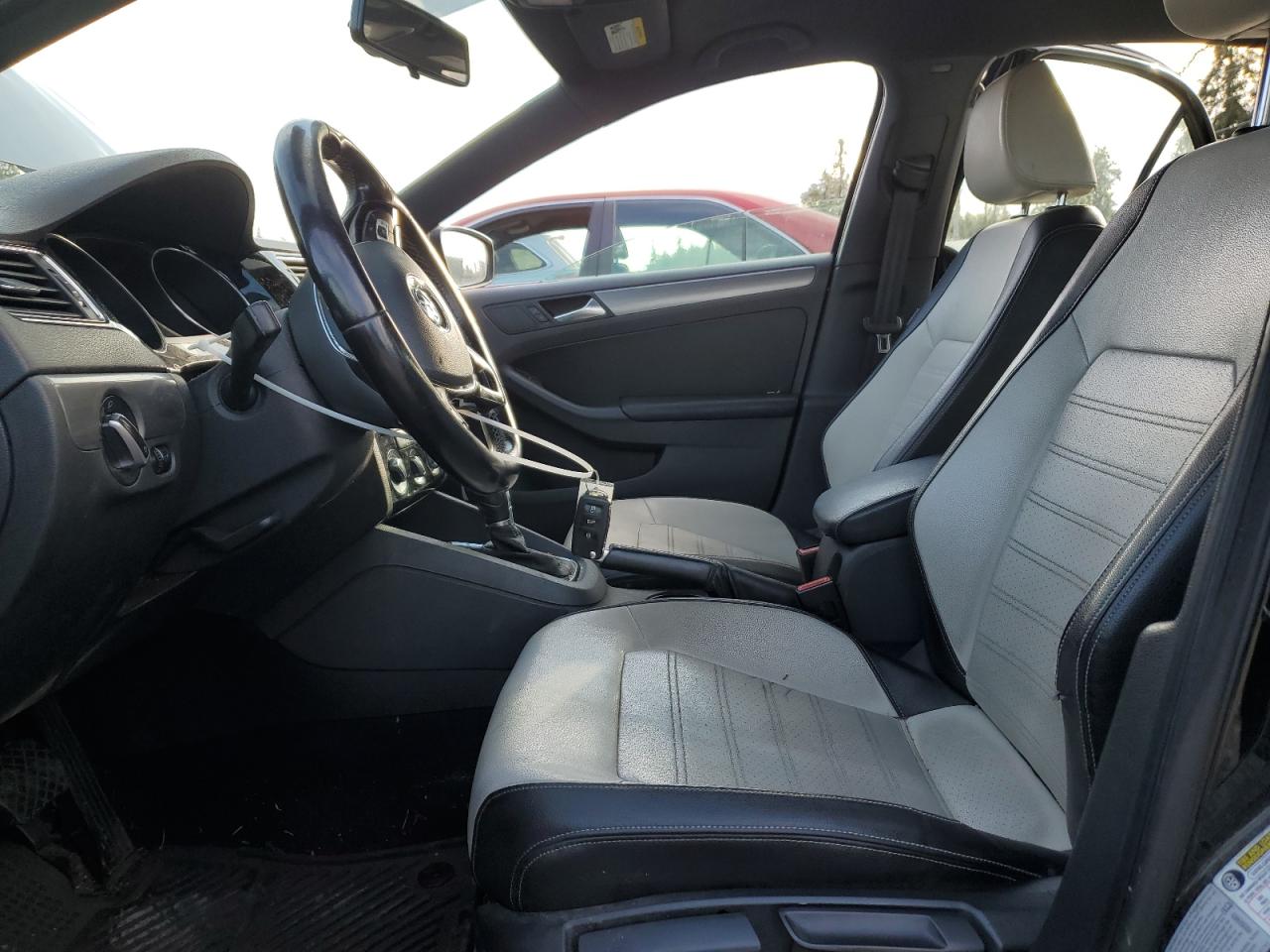 2016 Volkswagen Jetta - Image 7