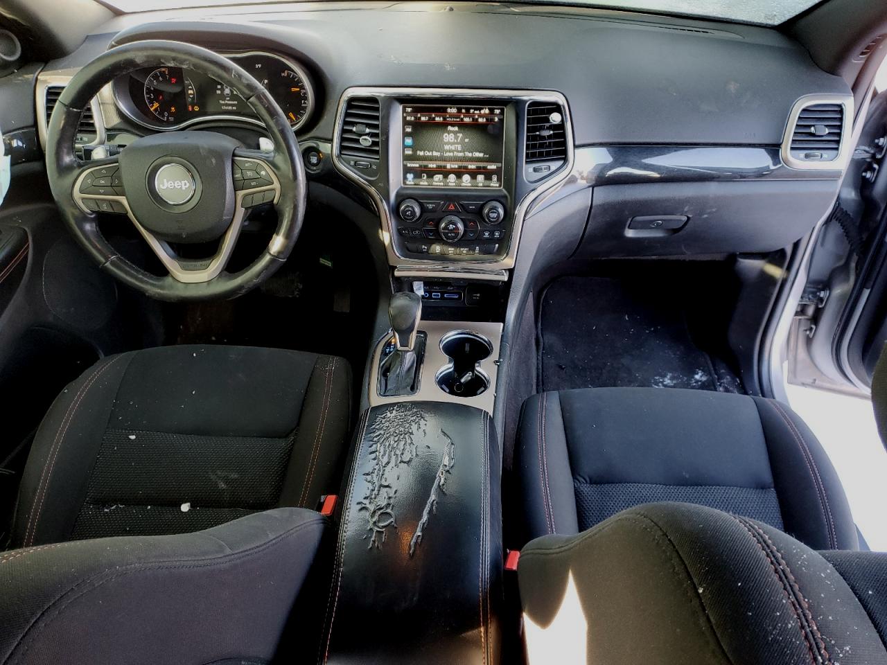 2017 Jeep Grand Cherokee - Image 8