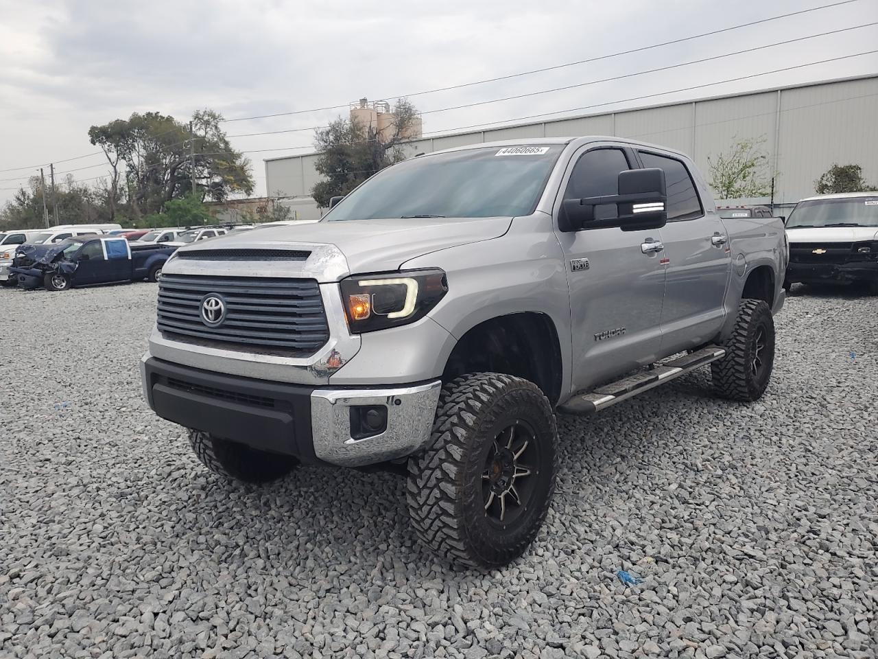 2015 Toyota Tundra - Image 2