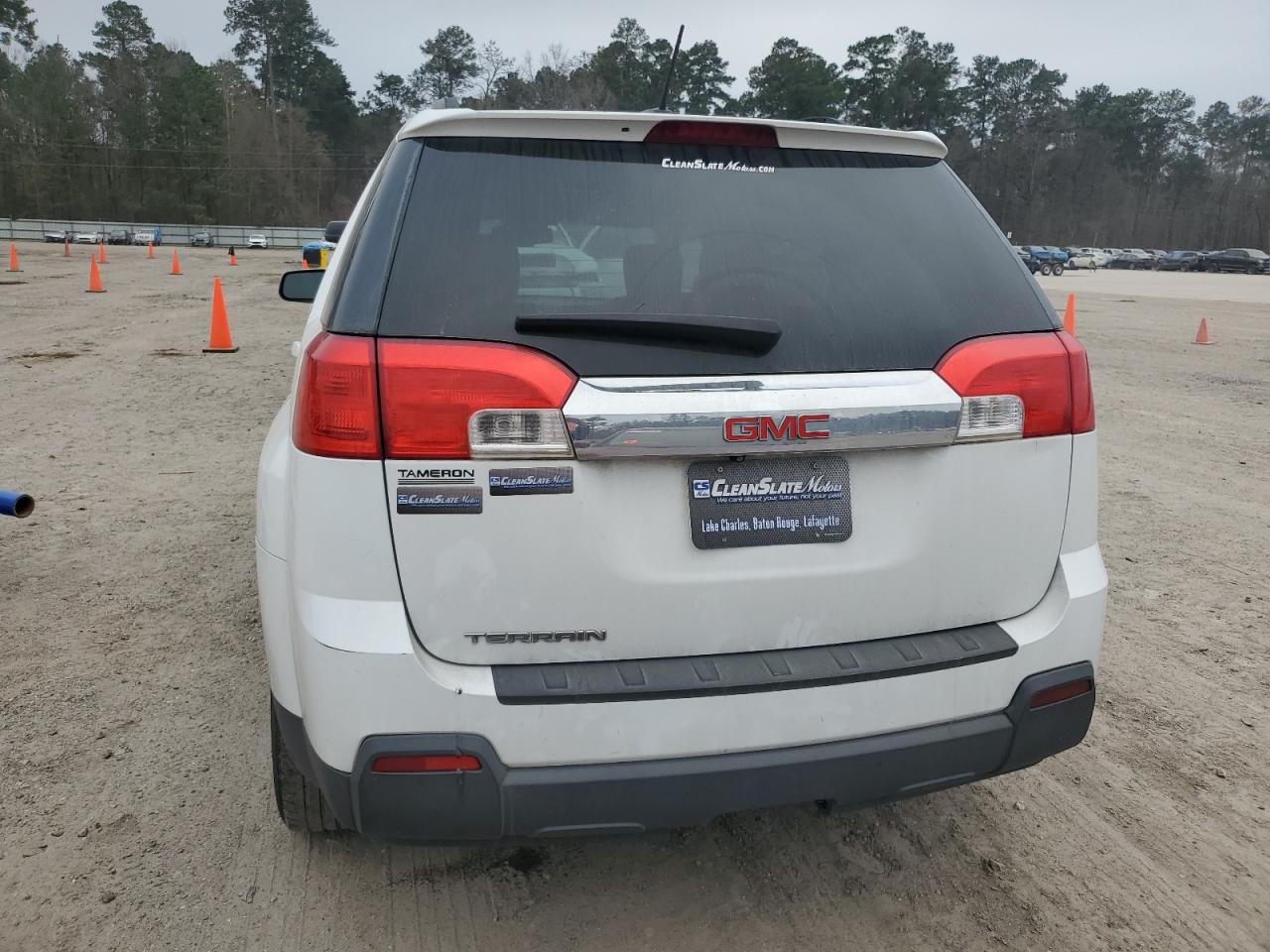 2015 GMC Terrain - Image 6