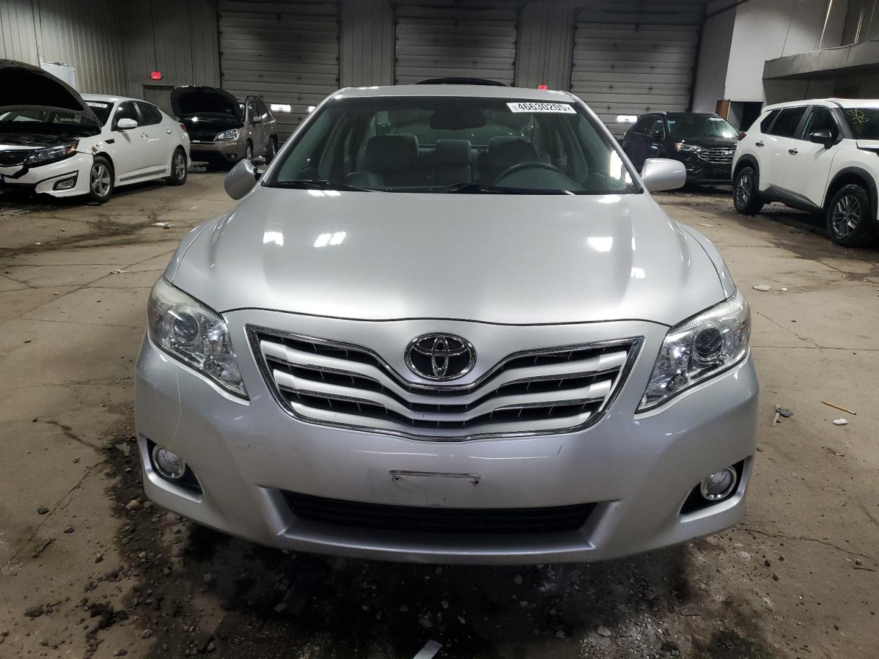 2011 Toyota Camry - Image 5