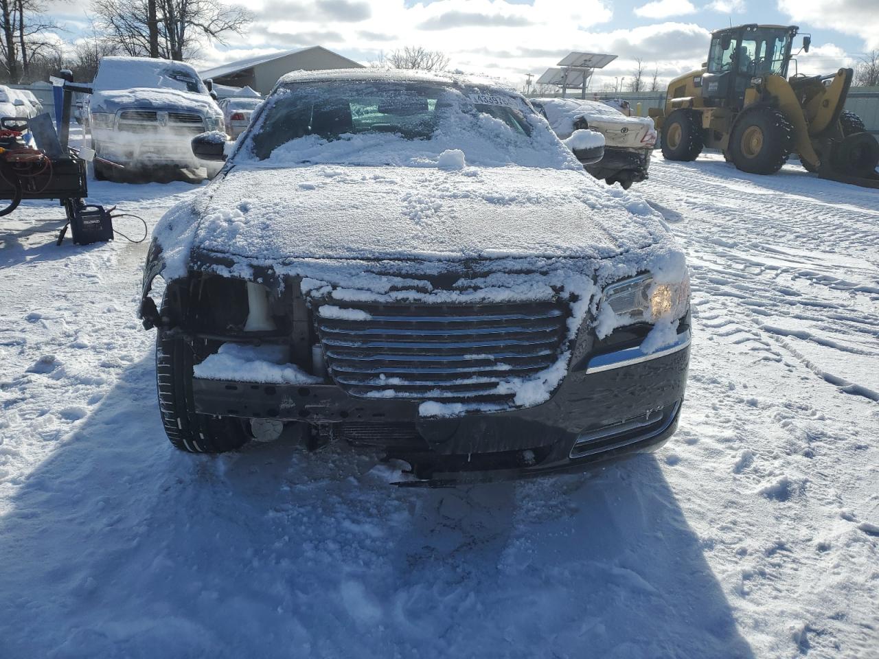 2014 Chrysler 300 - Image 5