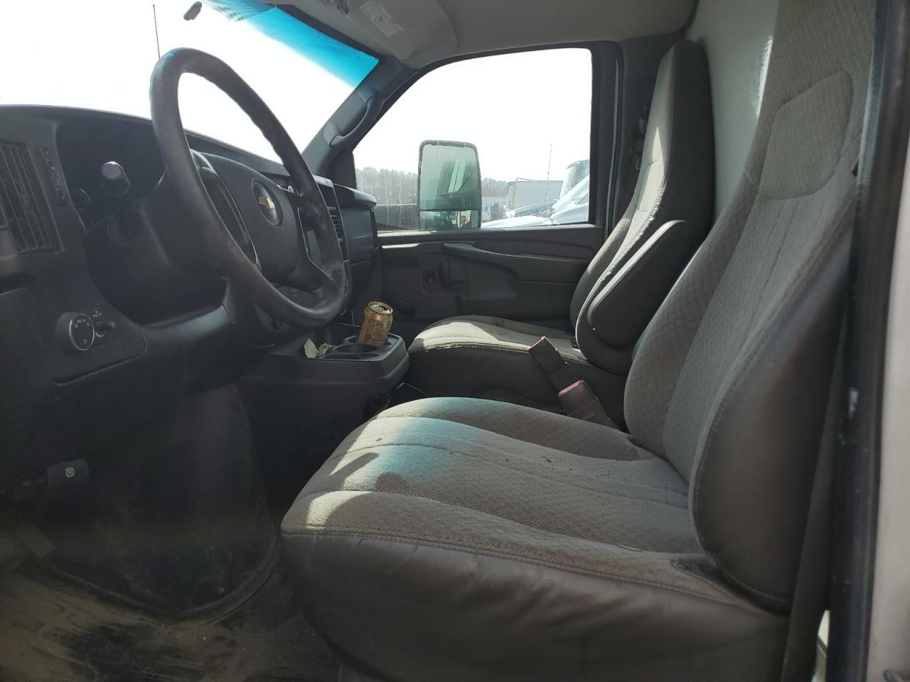 2013 Chevrolet Express - Image 7