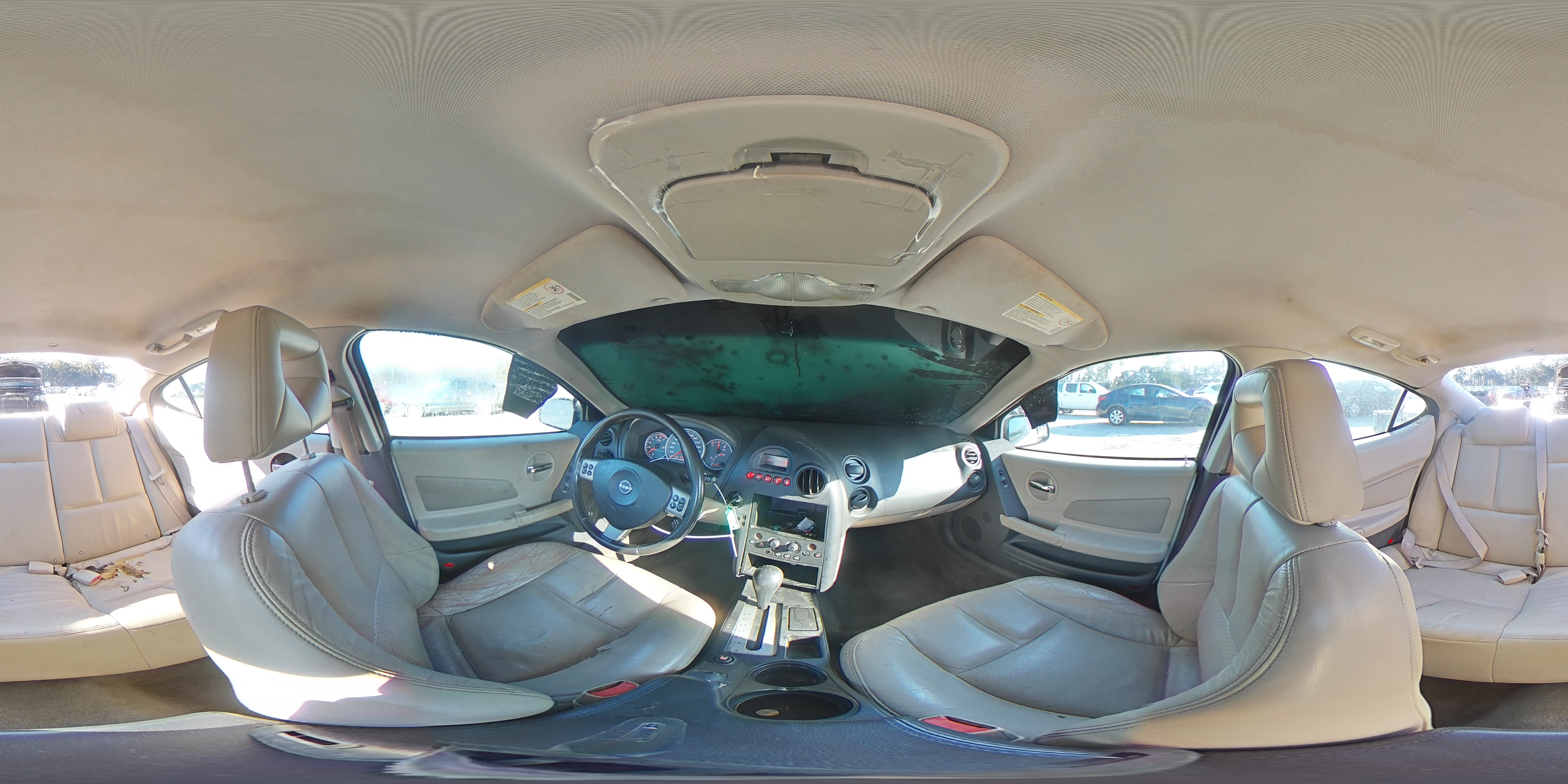 2005 Pontiac Grand Prix - Image 13