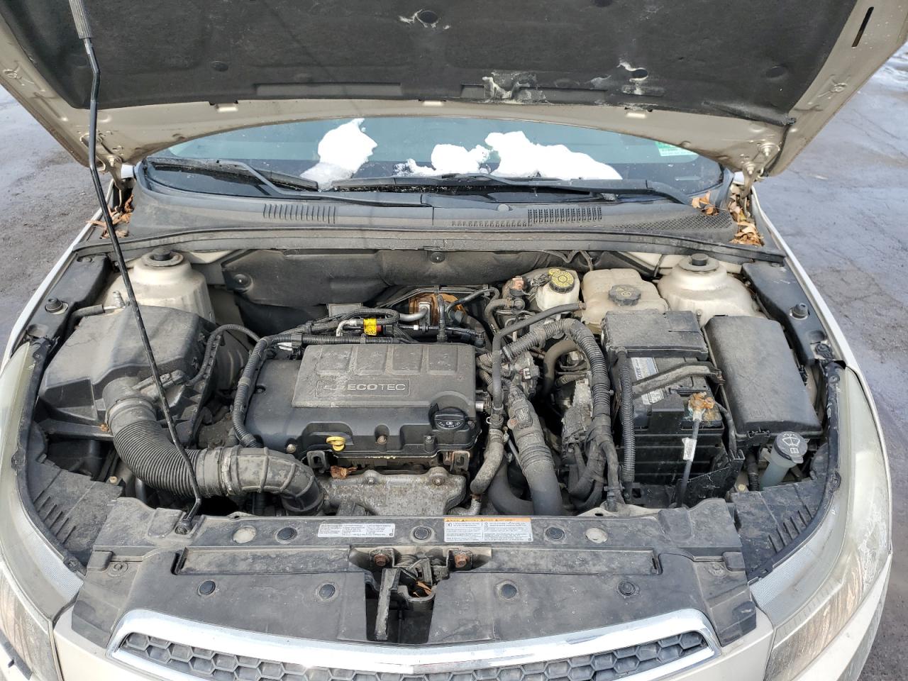 2011 Chevrolet Cruze - Image 11
