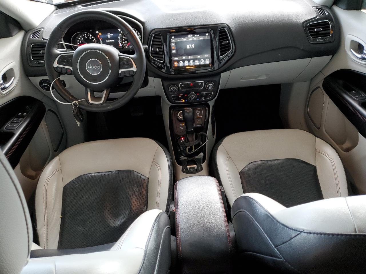 2019 Jeep Compass - Image 8