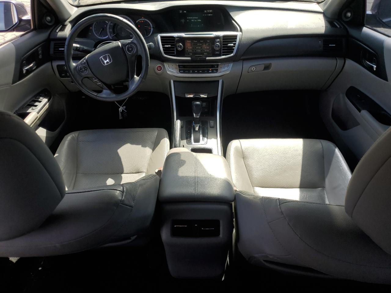 2015 Honda Accord - Image 8