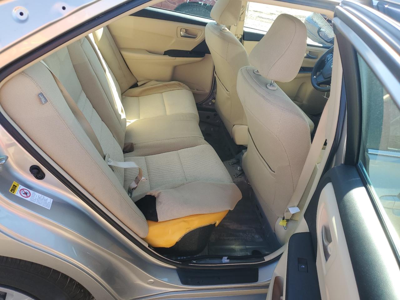 2015 Toyota Camry - Image 10
