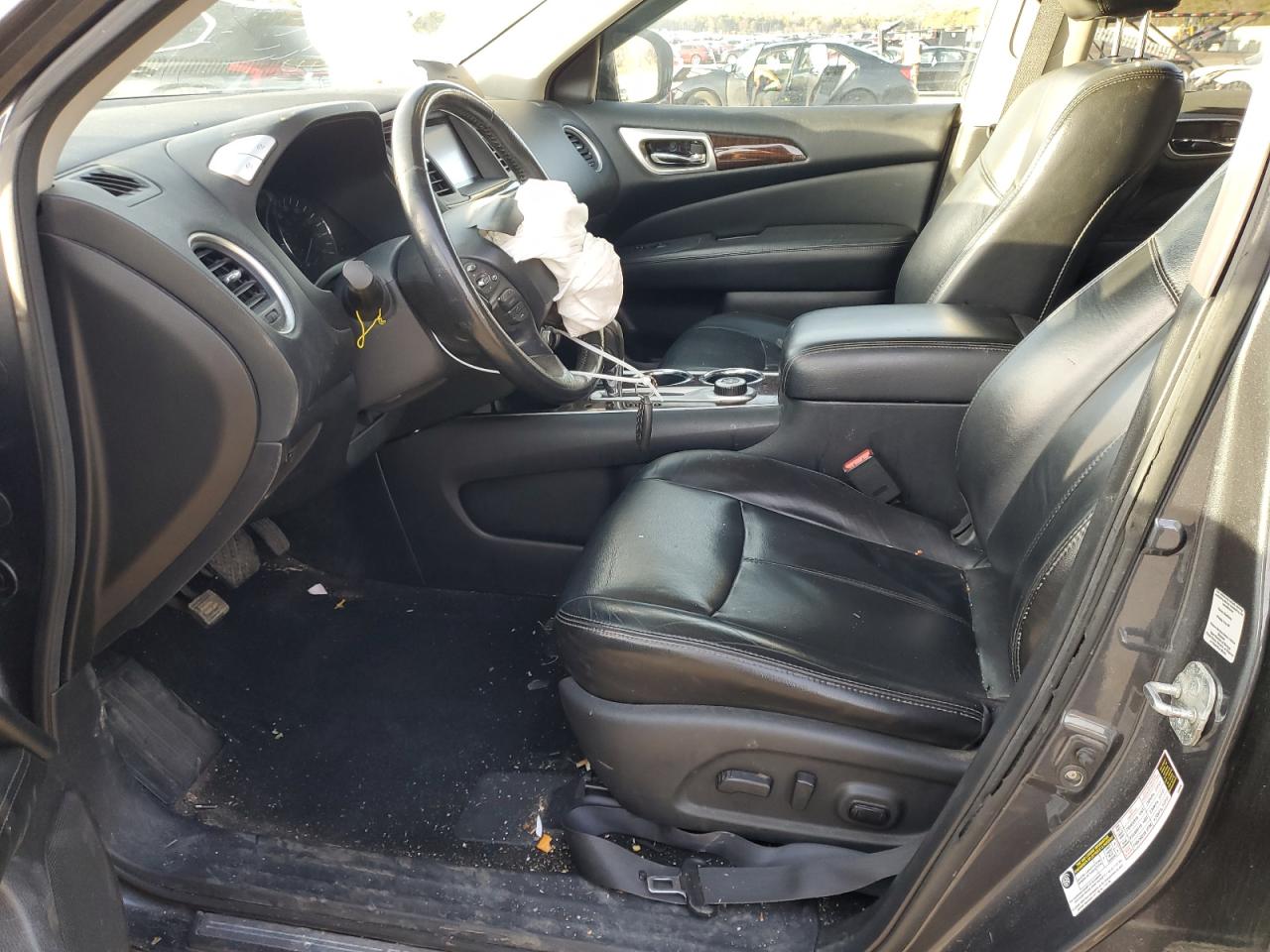 2013 Nissan Pathfinder - Image 7