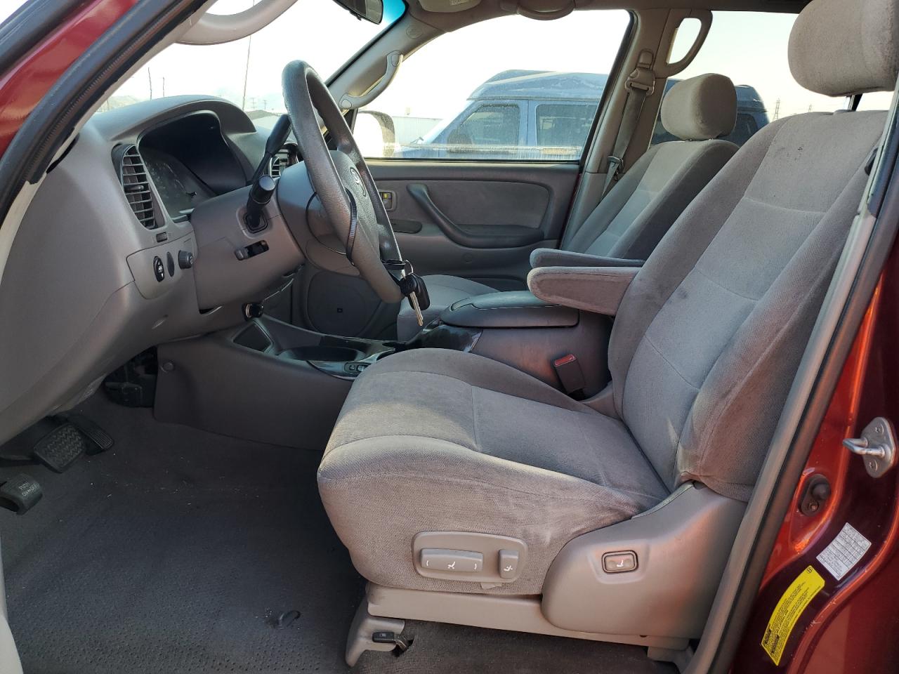 2003 Toyota Sequoia - Image 7