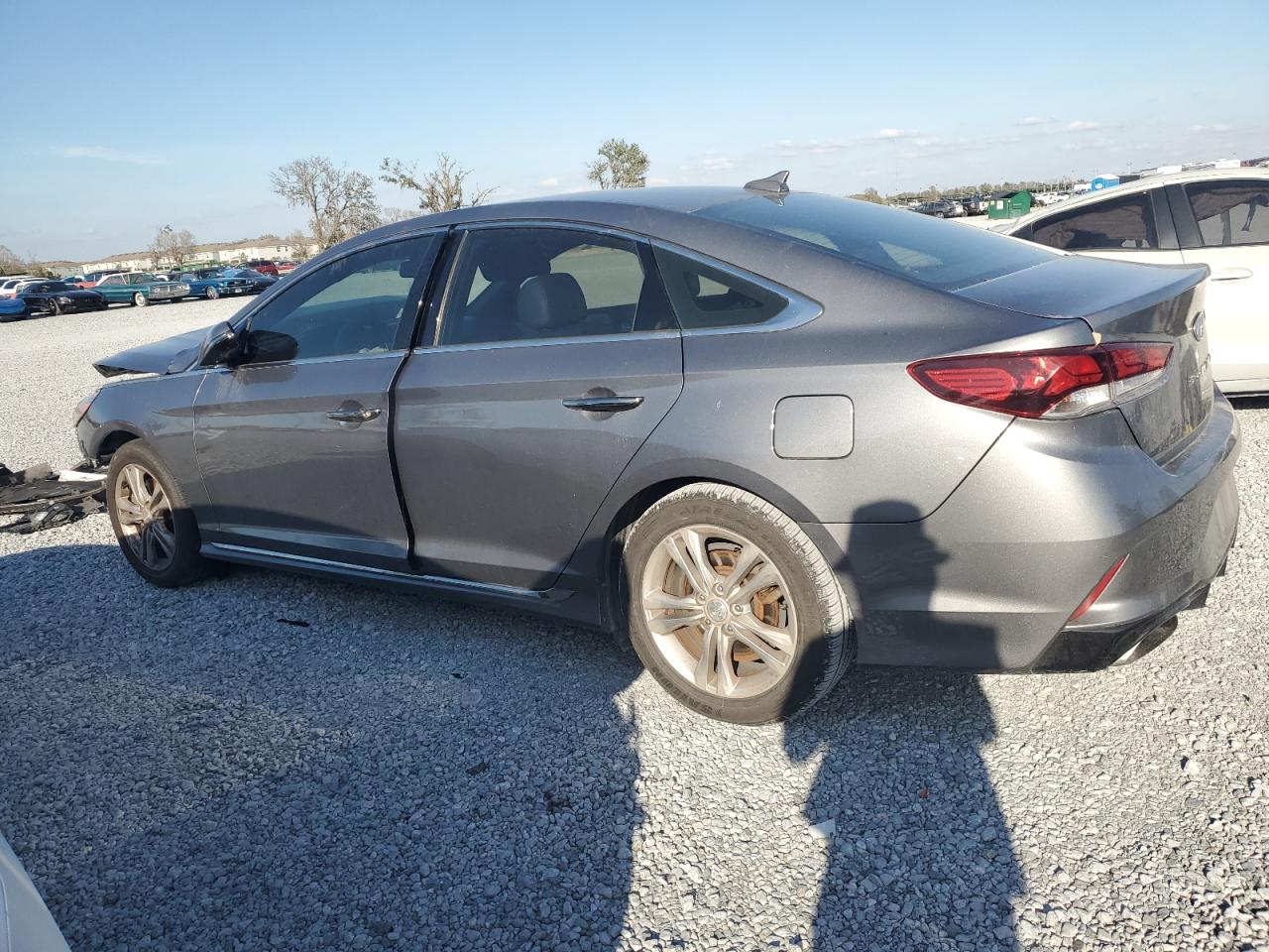 2018 Hyundai Sonata - Image 2