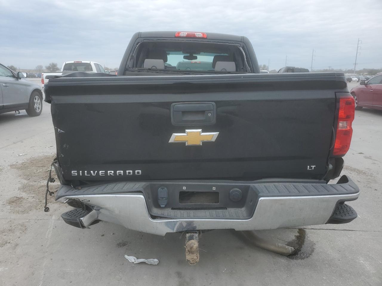 2015 Chevrolet Silverado - Image 6