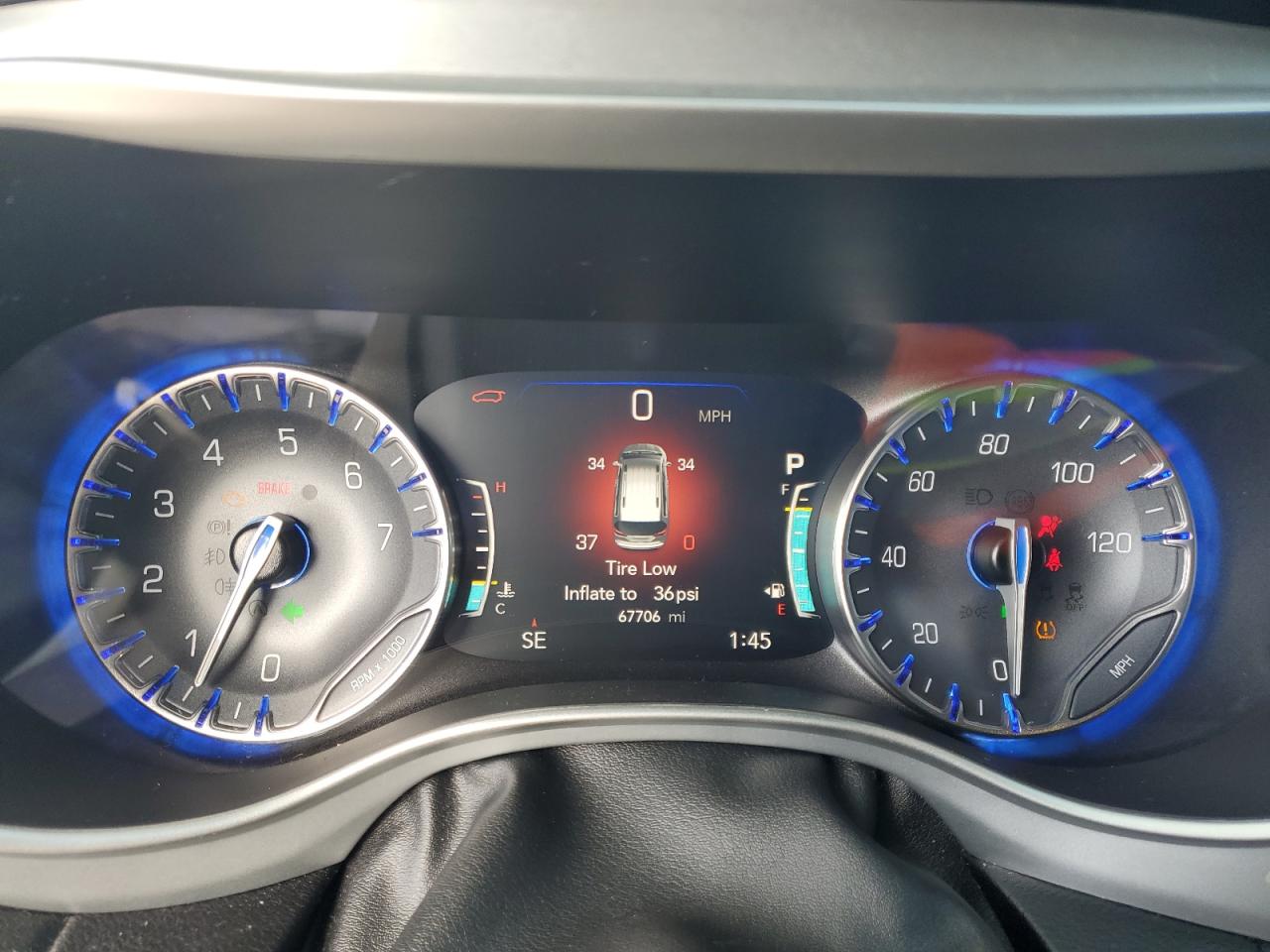 2020 Chrysler Pacifica - Image 9