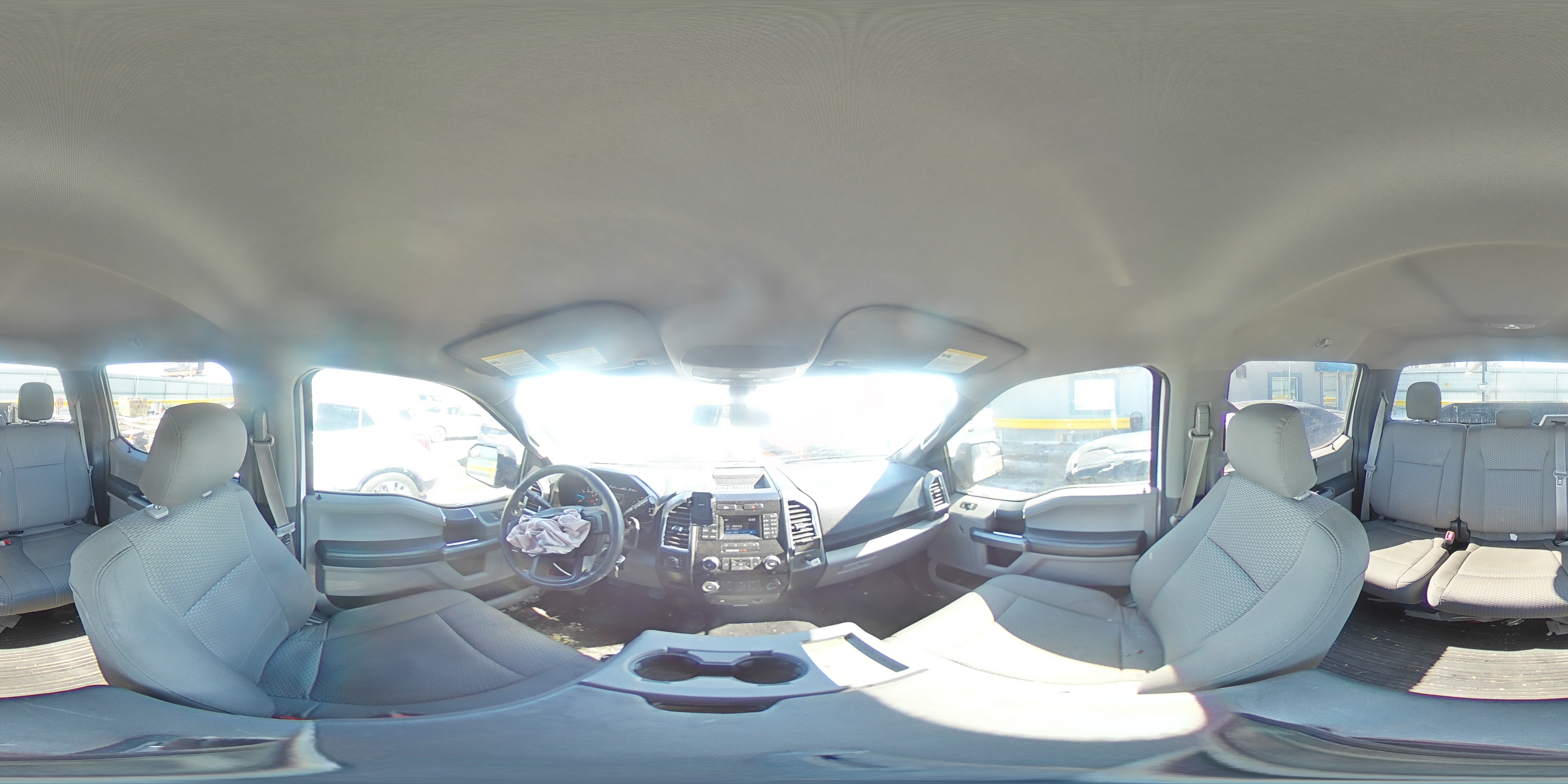 2015 Ford F-150 - Image 12