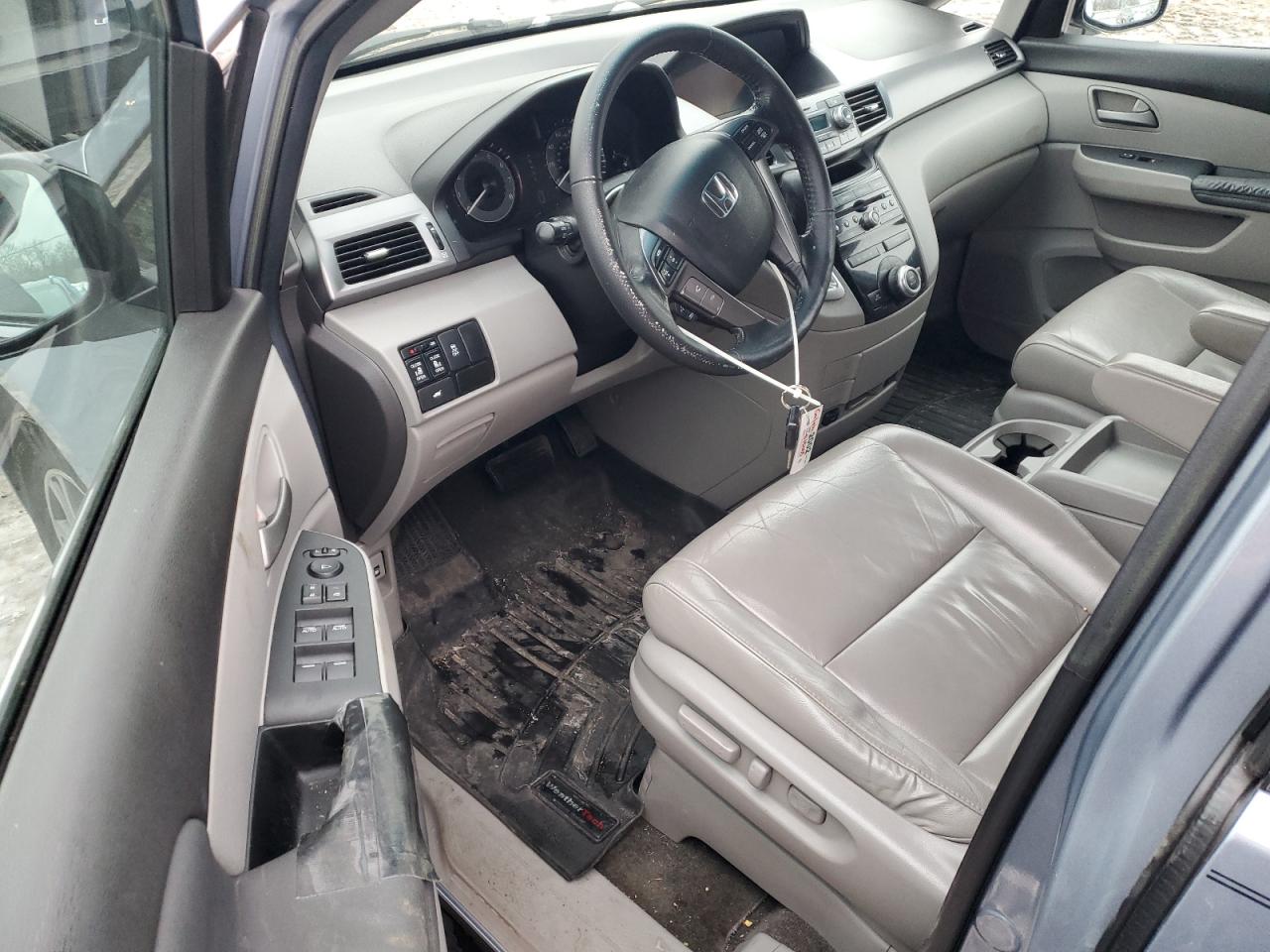 2012 Honda Odyssey - Image 8