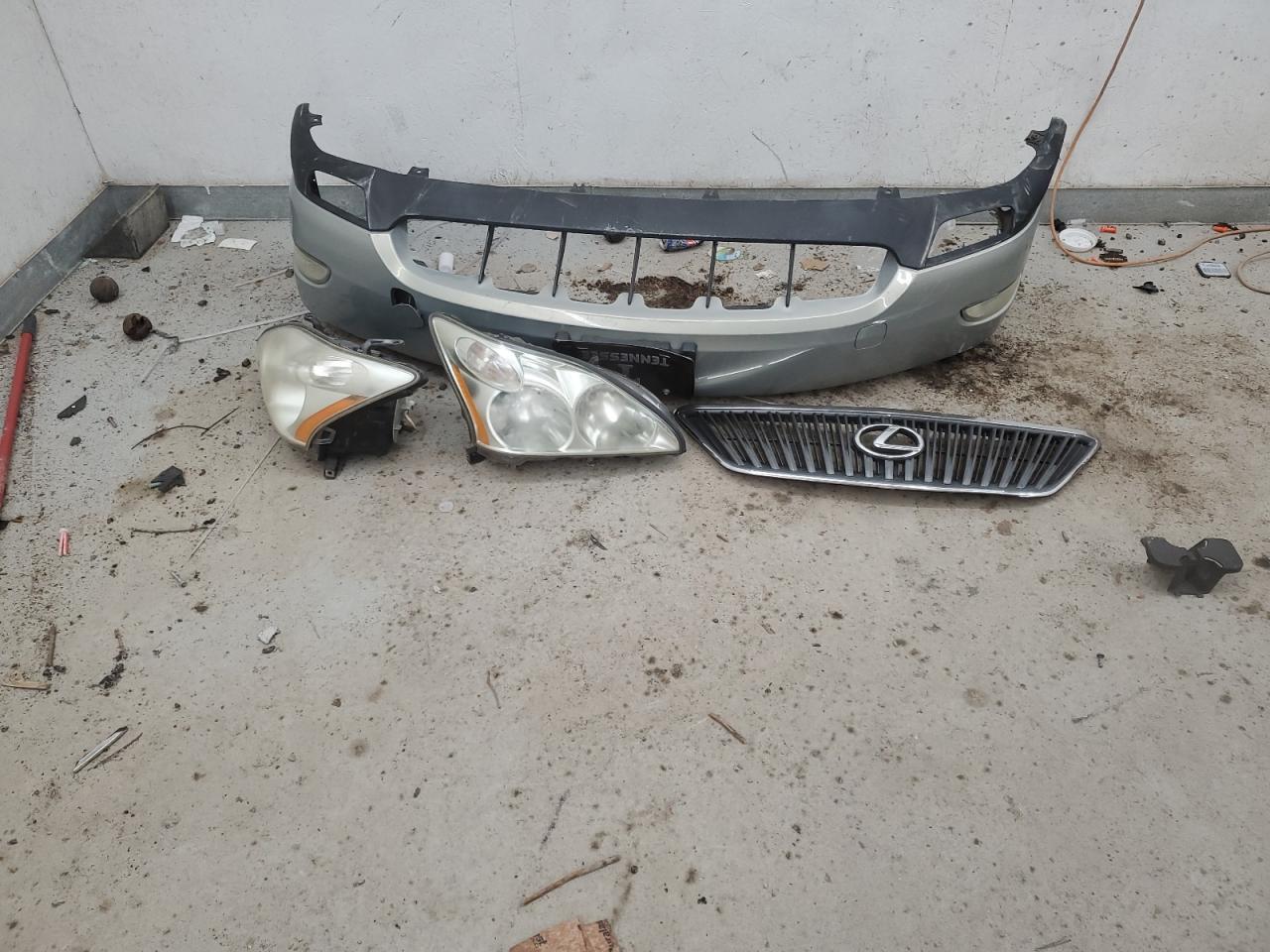 2004 Lexus RX - Image 13