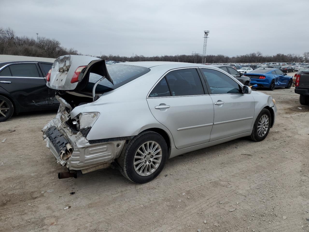 2008 Toyota Camry - Image 3