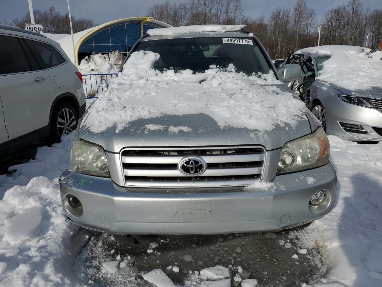 2004 Toyota Highlander - Image 5