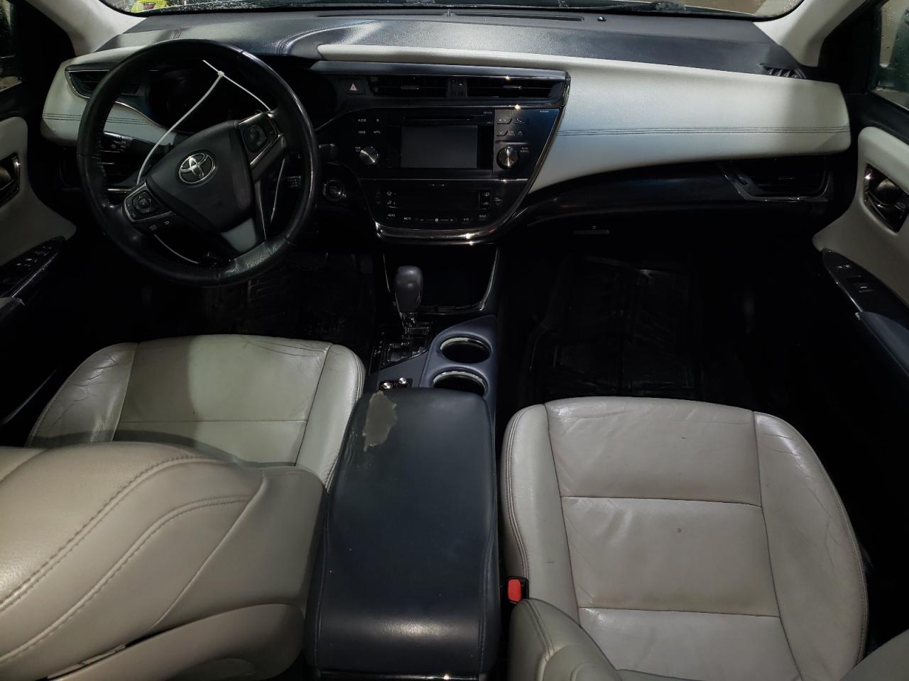 2015 Toyota Avalon - Image 8