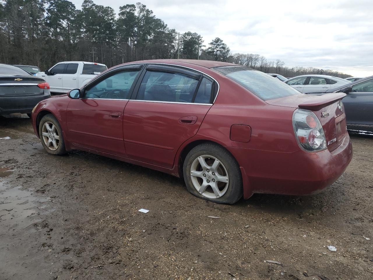 2005 Nissan Altima - Image 2