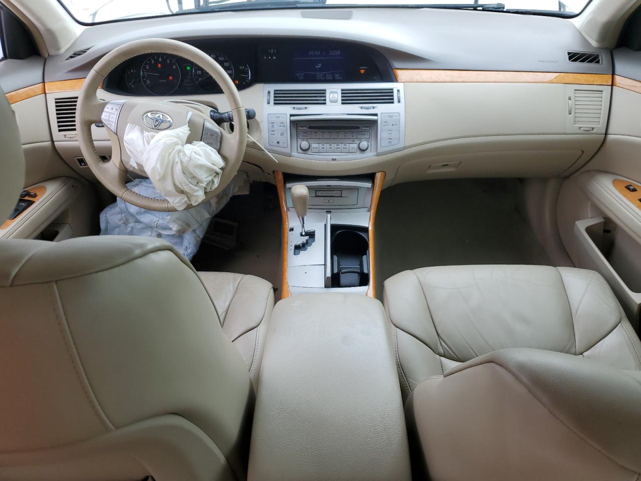 2007 Toyota Avalon - Image 8