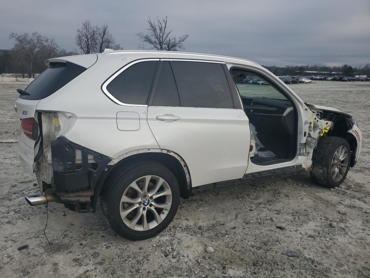 2015 BMW X5 - Image 3