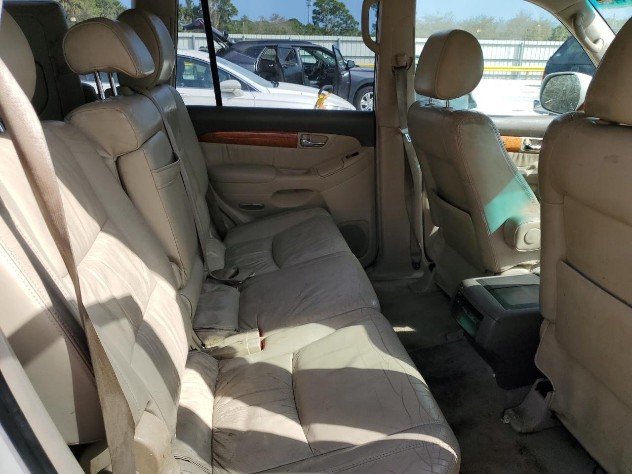2006 Lexus GX - Image 11