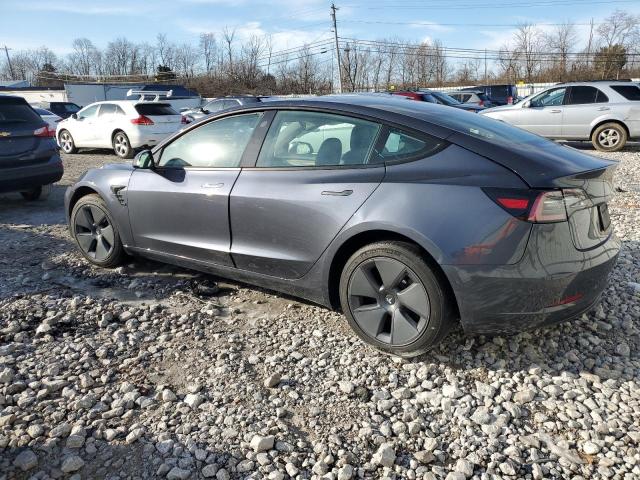  TESLA MODEL 3 2022 Серый