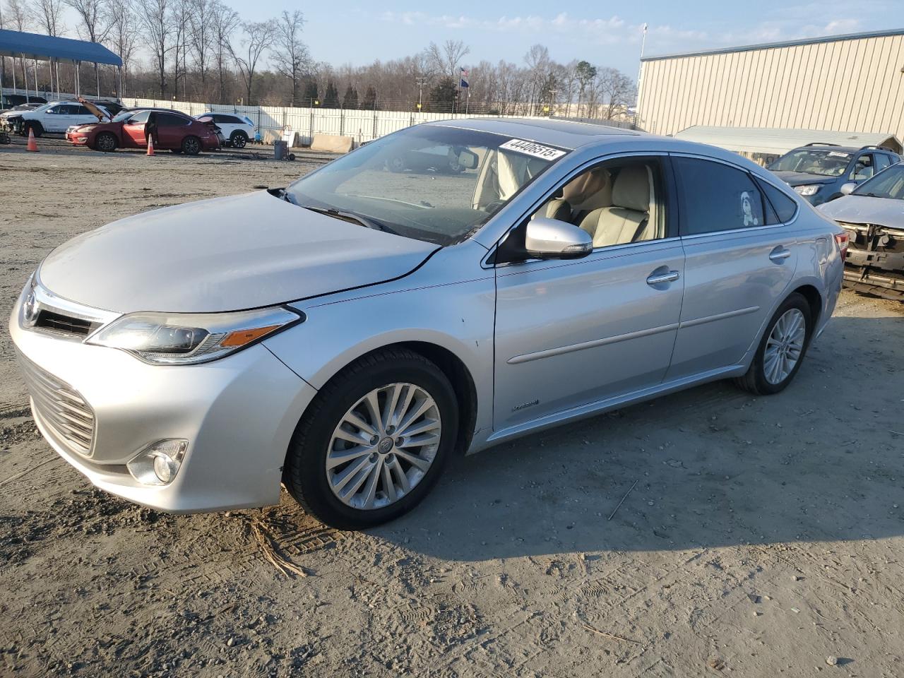 2014 Toyota Avalon - Image 1