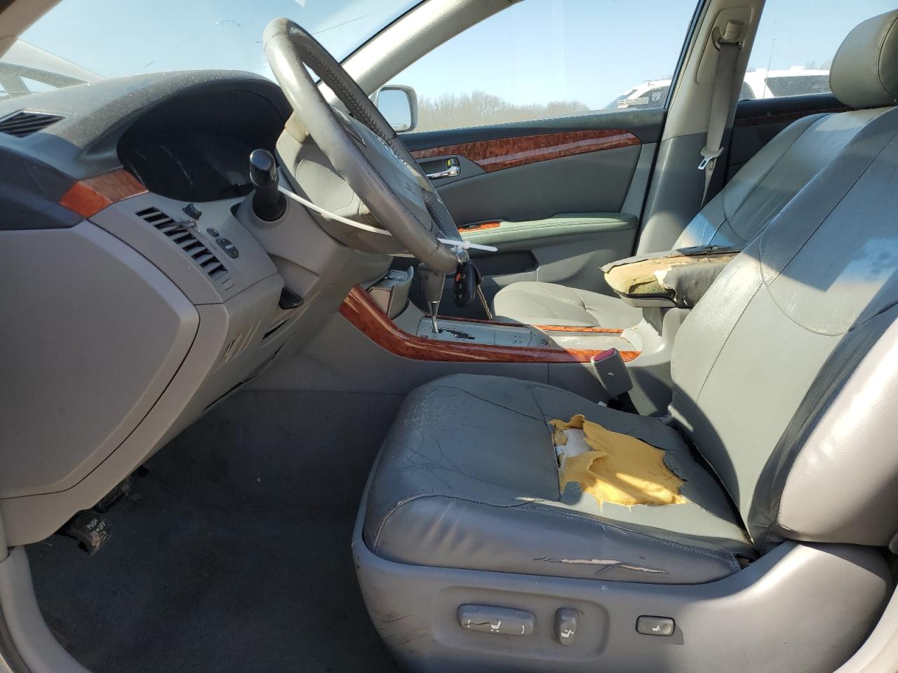 2006 Toyota Avalon - Image 7