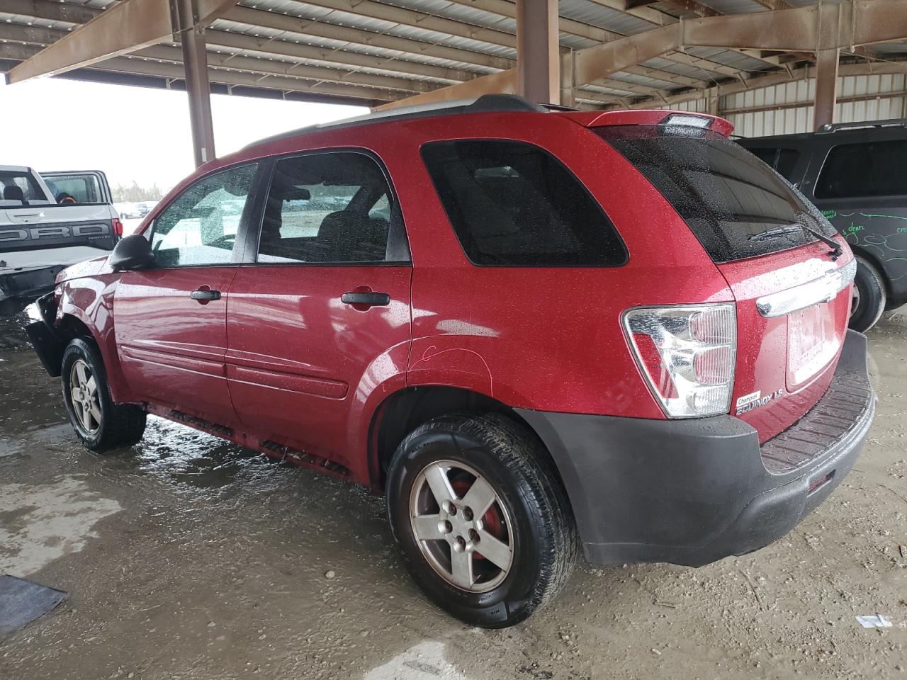 2005 Chevrolet Equinox - Image 2