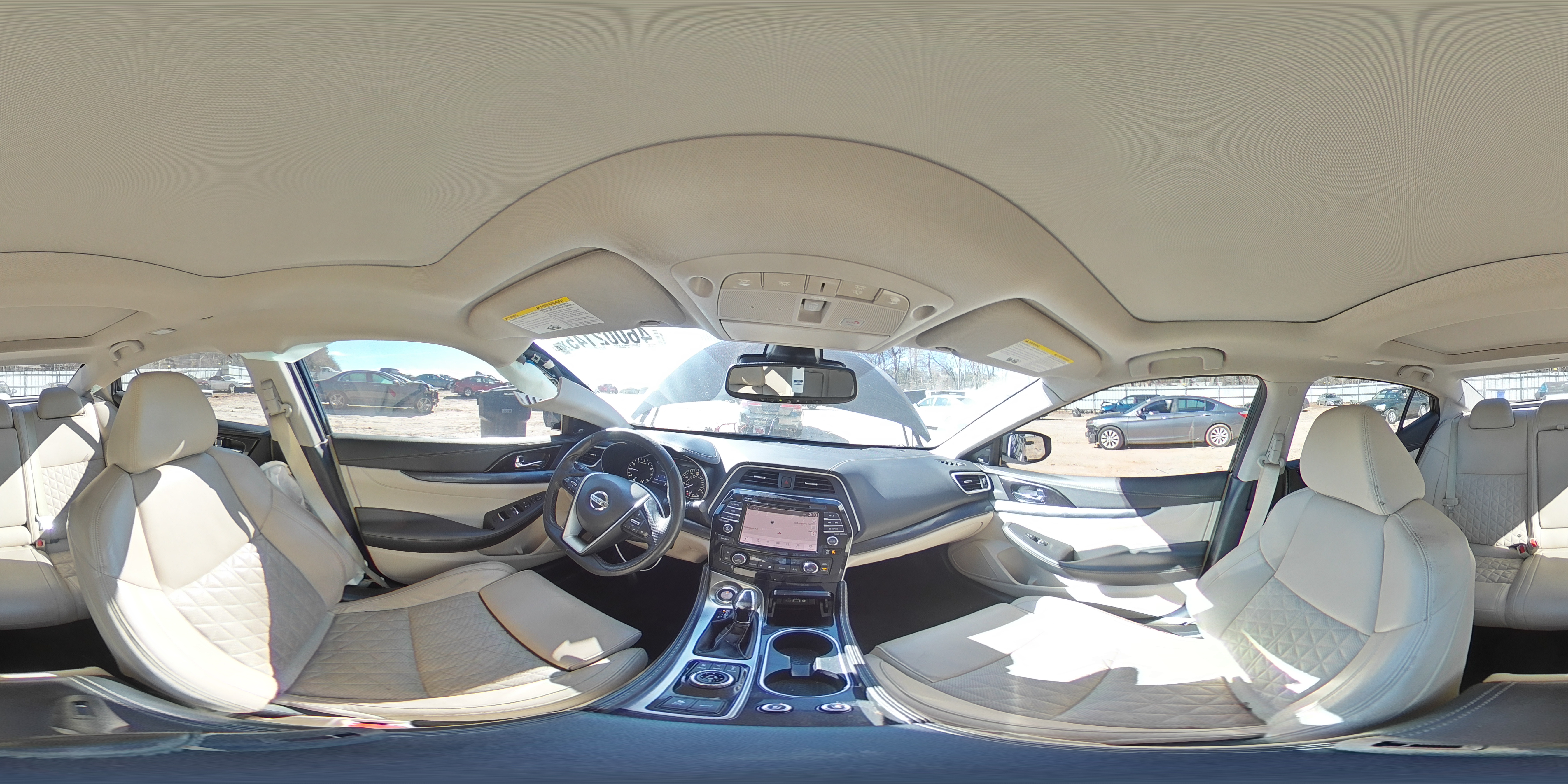 2019 Nissan Maxima - Image 13
